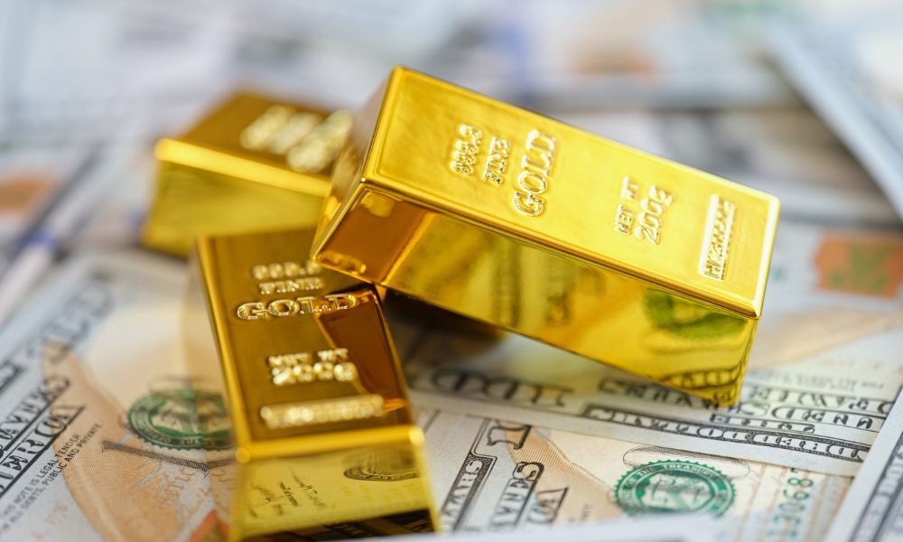 Is Donald Trump Planning to Challenge Gold’s Dominance?